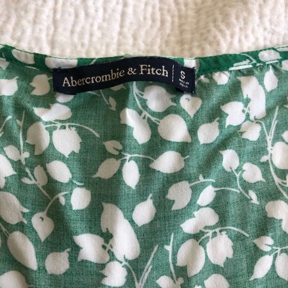 Floral top - Picture 3 of 5